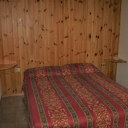 Comodo Alloggio A Serina Διαμέρισμα Serina (Lombardy)