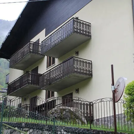 Comodo Alloggio A Serina * 塞里诺